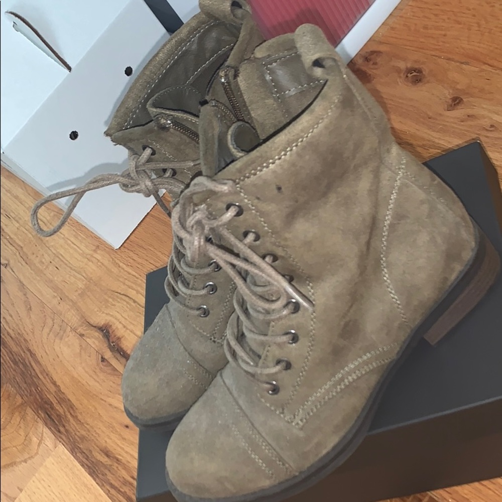 Brown Lace Up Combat Boots (size five)
